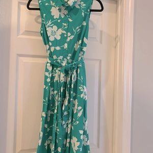 JCrew button front, sleeveless, collared floral dress with tie